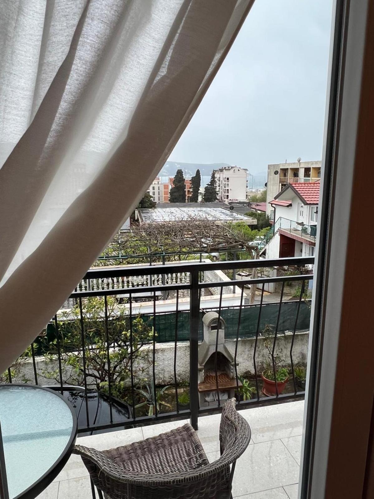 Apartments Lena Herceg Novi Extérieur photo